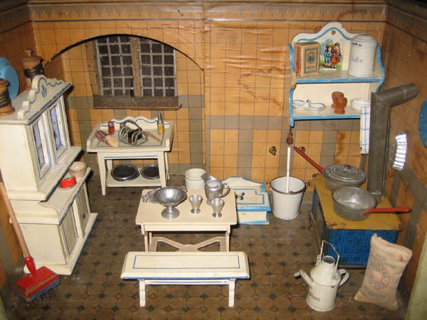 German online dollhouse miniatures